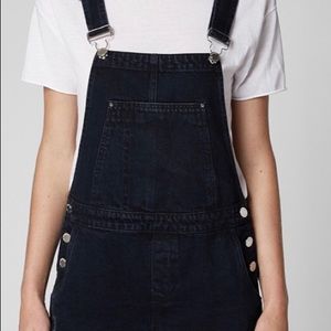 BLANK NYC Short Overalls, NWT Size: 25